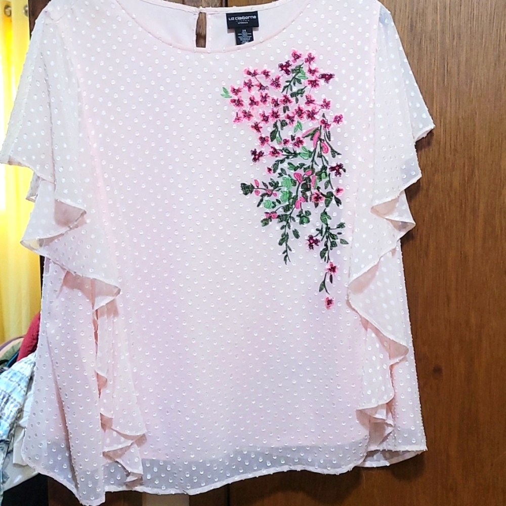 Gorgeous pink soft ruffles blouse 👚